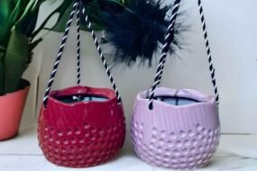 Hanging pots