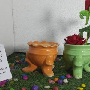 Three Tang small table ware pot