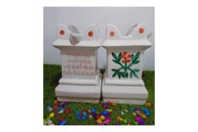 White Tulsi pot khurja